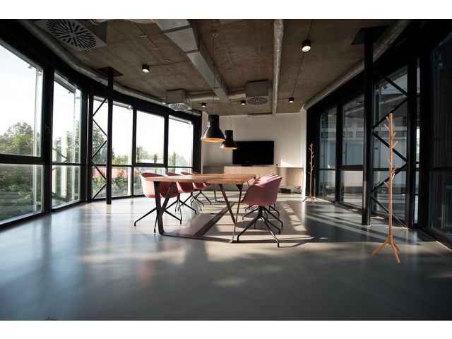 Klädhängare UNILUX Mikado bok